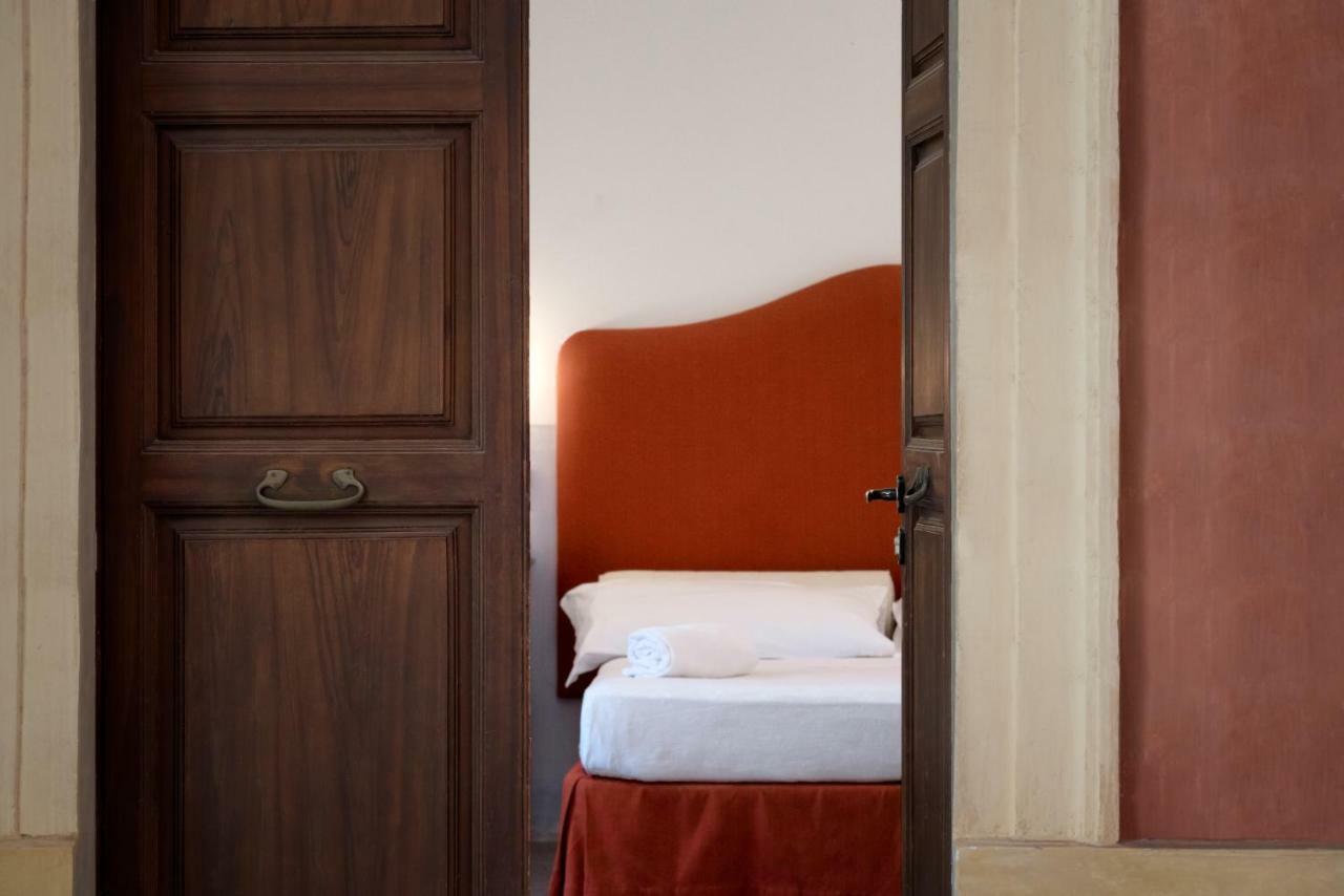 モルチャーノ・ディ・レウカ Palazzo Laura Bed & Breakfast エクステリア 写真