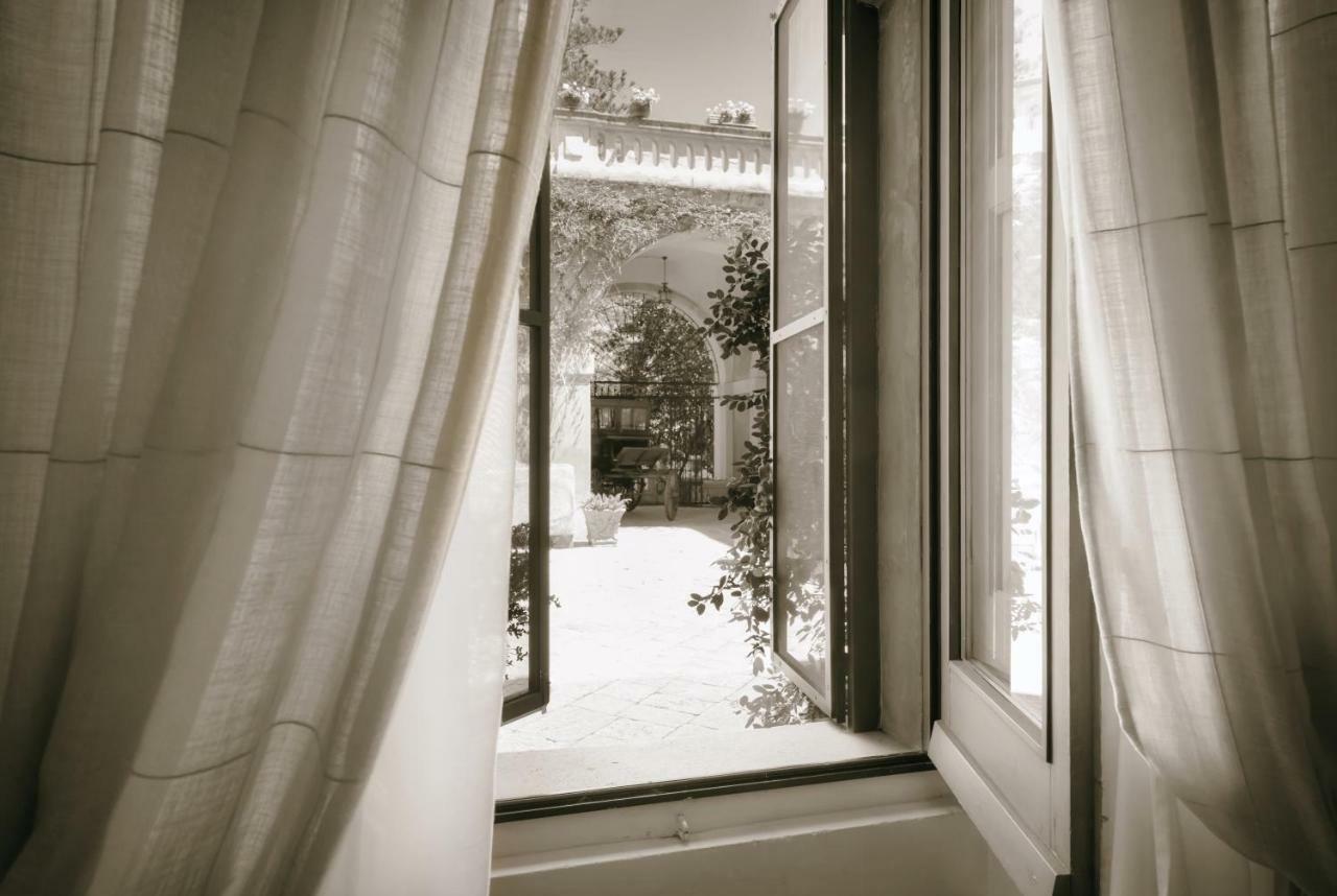 モルチャーノ・ディ・レウカ Palazzo Laura Bed & Breakfast エクステリア 写真