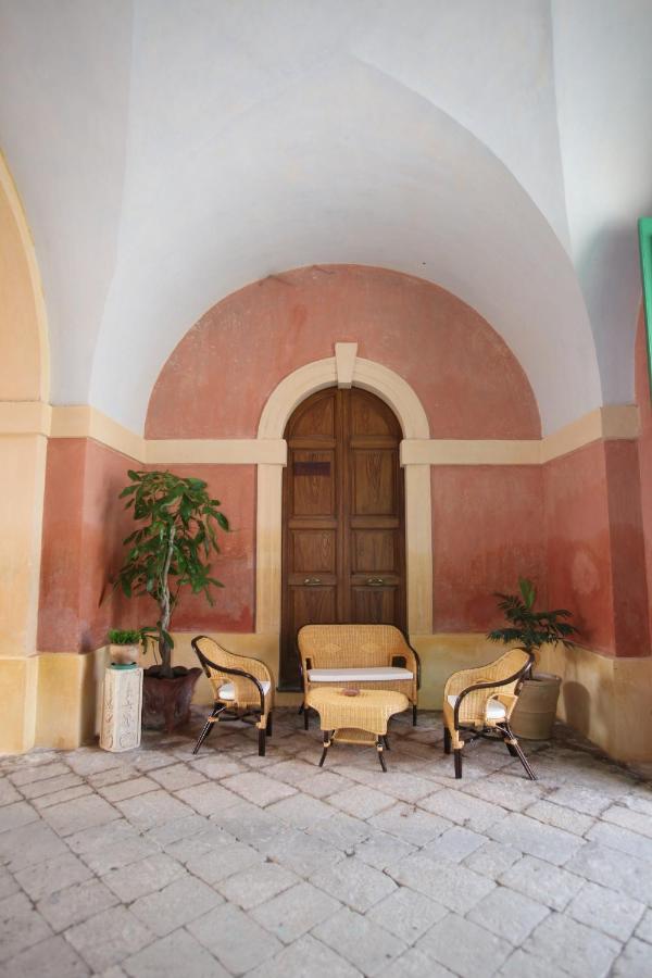 モルチャーノ・ディ・レウカ Palazzo Laura Bed & Breakfast 部屋 写真